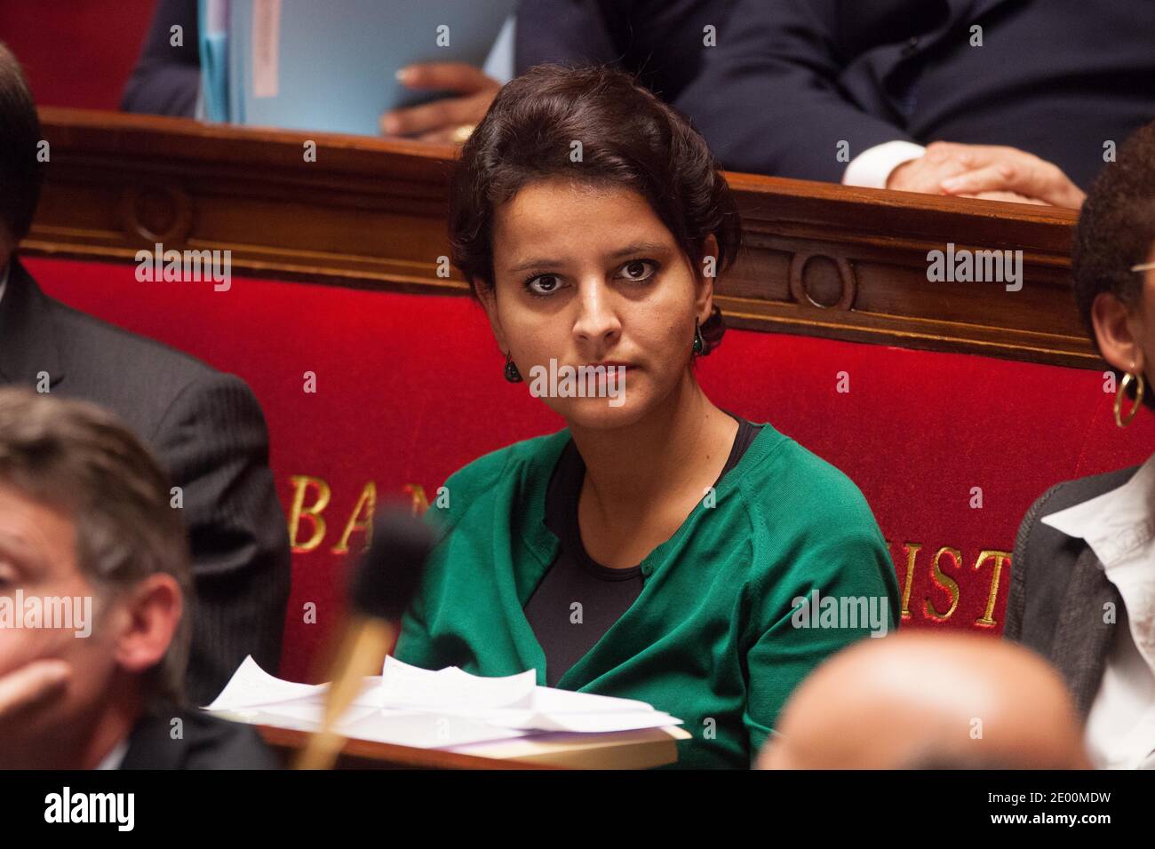 Ministro junior per i diritti della donna e portavoce del governo Najat Vallaud-Belkacem ha raffigurato durante il tempo delle interrogazioni (QAG) all'Assemblea nazionale, a Parigi, in Francia, il 29 ottobre. Foto di Romain boe/ABACAPRESS.COM Foto Stock
