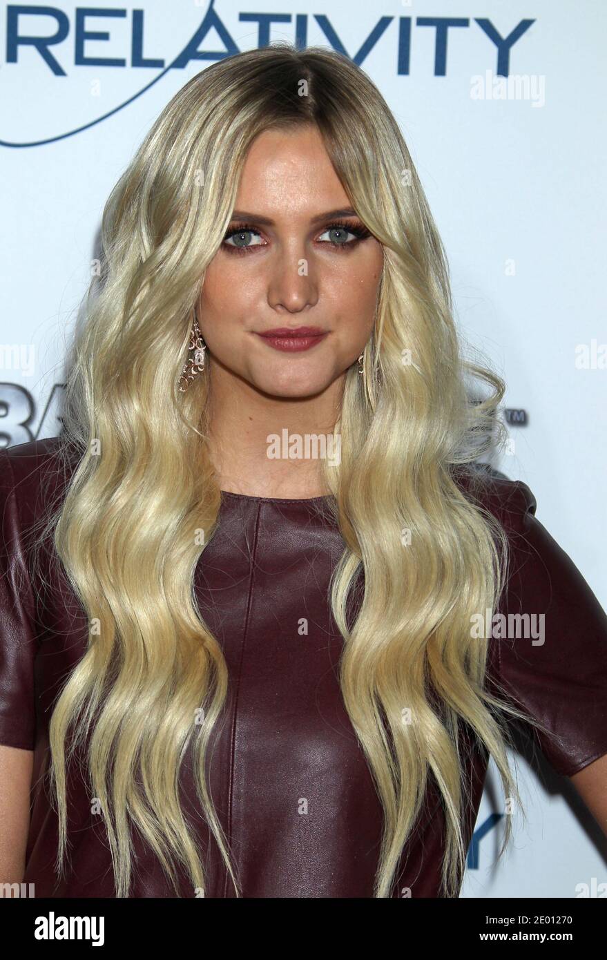 Ashlee Simpson partecipa a BandFuse: Rock Legends il party pre-release del videogioco musicale presso la House of Blues di West Hollywood, Los Angeles, CA, USA il 12 novembre 2013. Foto di Baxter/ABACAPRESS.COM (nella foto: Ashlee Simpson) Foto di Baxter/ABACAPRESS.COM Foto Stock