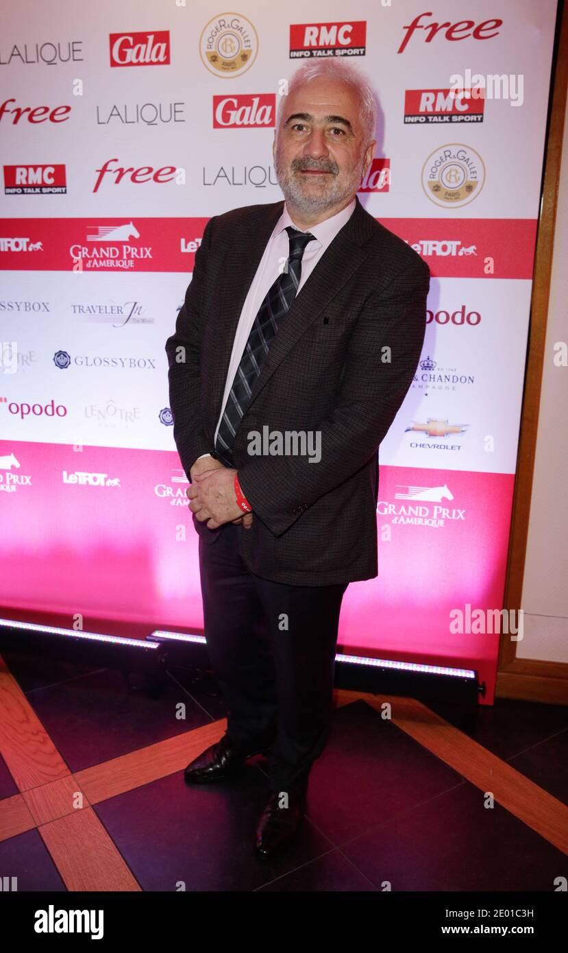 Guy Savoy partecipa alla festa 'Grand Prix d'Amerique J-60' all'Hippodrome de Vincennes, a Vincennes, Francia, il 26 novembre 2013. Foto Jerome Domine/ABACAPRESS.COM Foto Stock