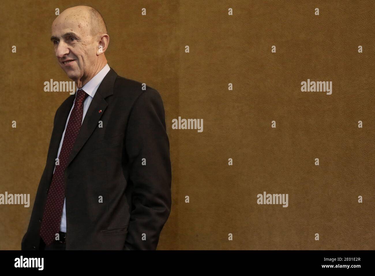 Il commissario generale per gli investimenti Louis Gallois partecipa alla Conferenza parlamentare sul grande piano di investimento tenutasi a Maison de la Chimie a Parigi, in Francia, il 28 novembre 2013. Foto di Stephane Lemouton/ABACAPRESS.COM Foto Stock