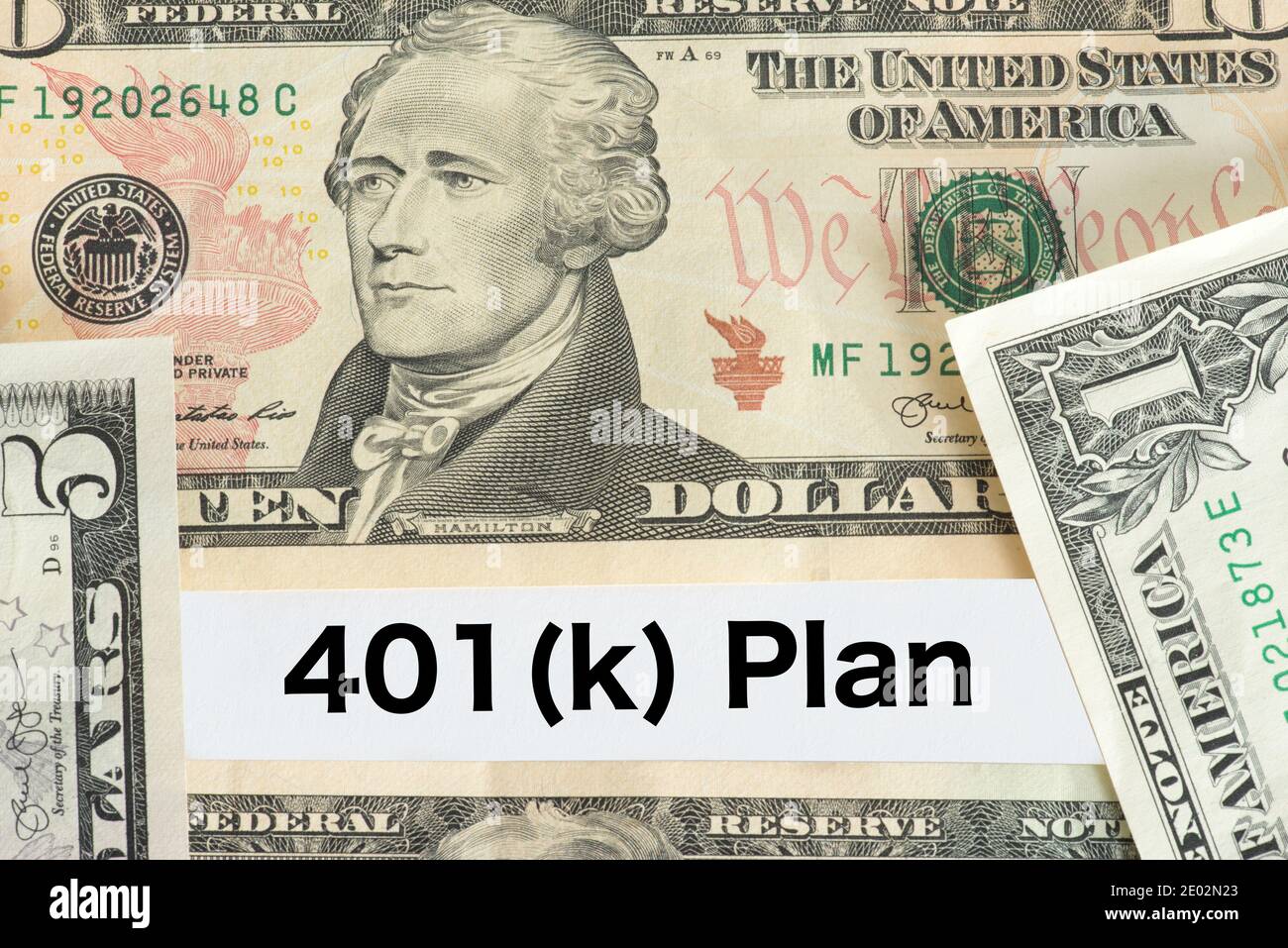Fatture in dollari e piano 401K Foto Stock