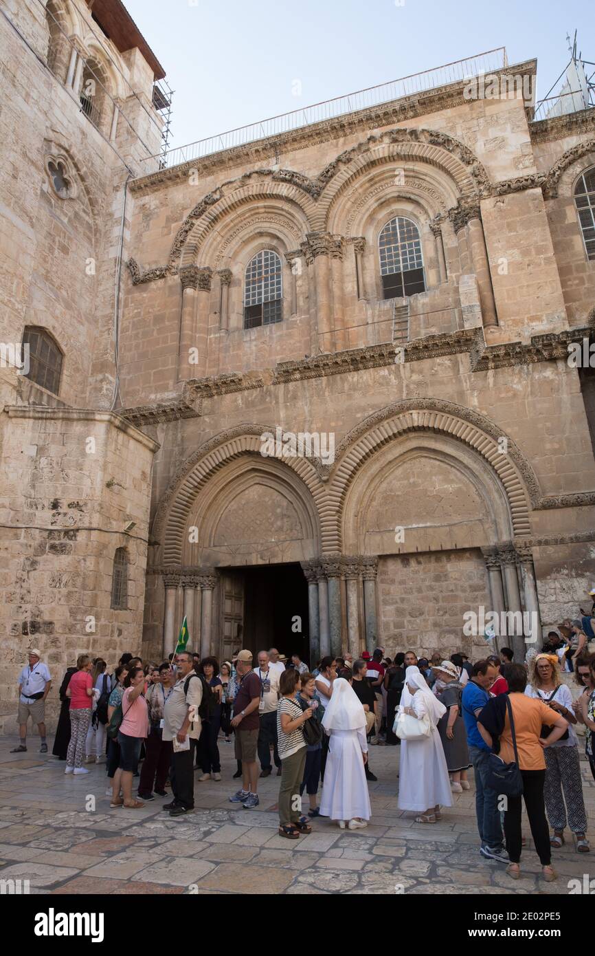 Esterno della Chiesa del Santo Sepolcro, Gerusalemme, Israele Foto Stock