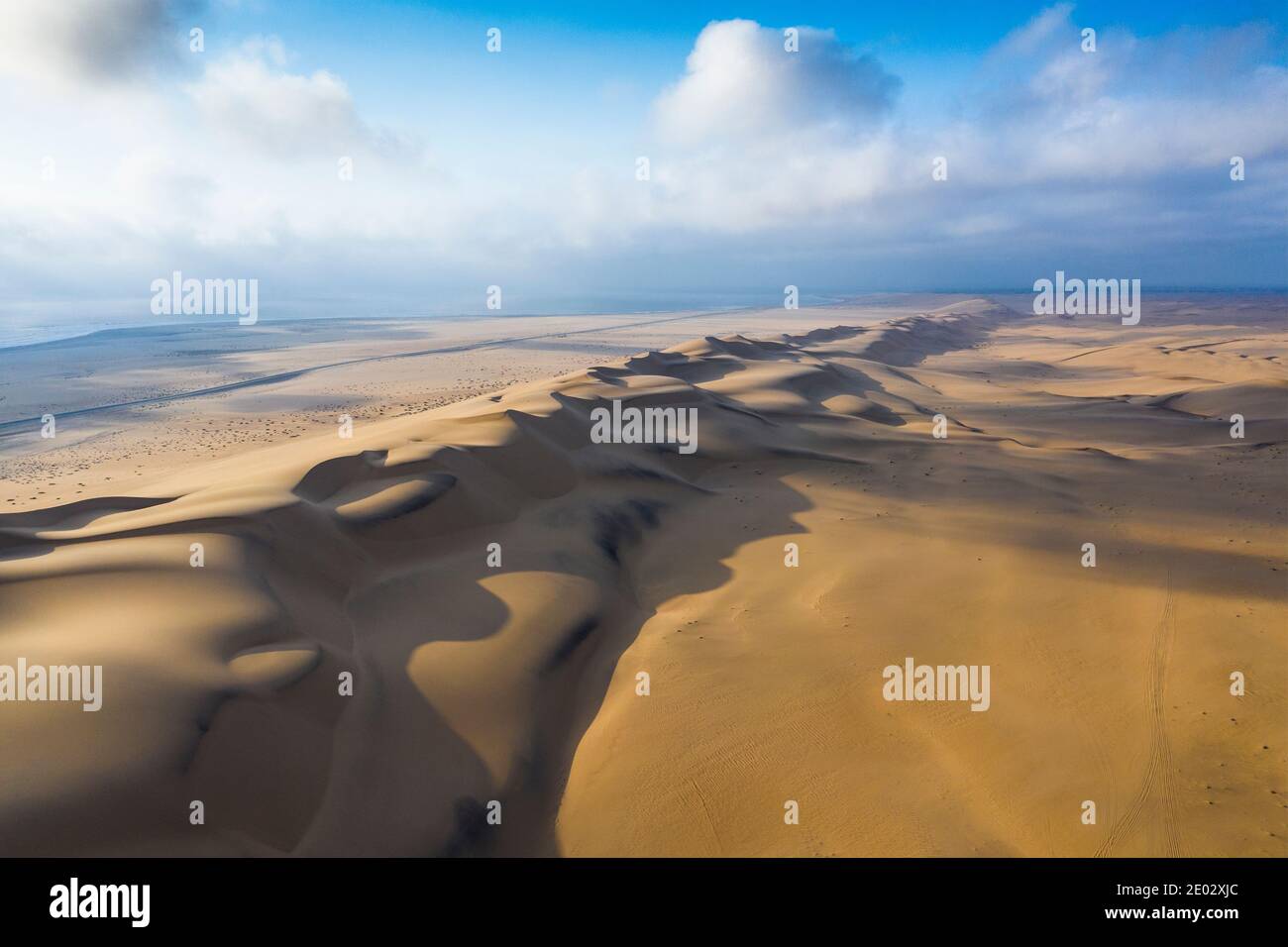 Dune di sabbia del deserto del Namib, Namib Naukluft Nationalpark, Namibia Foto Stock