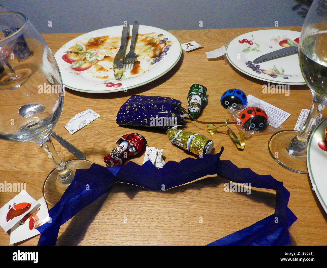 COVID 19 la cena di Natale del Covid è finita - Giorno di Natale 2020 Foto Stock