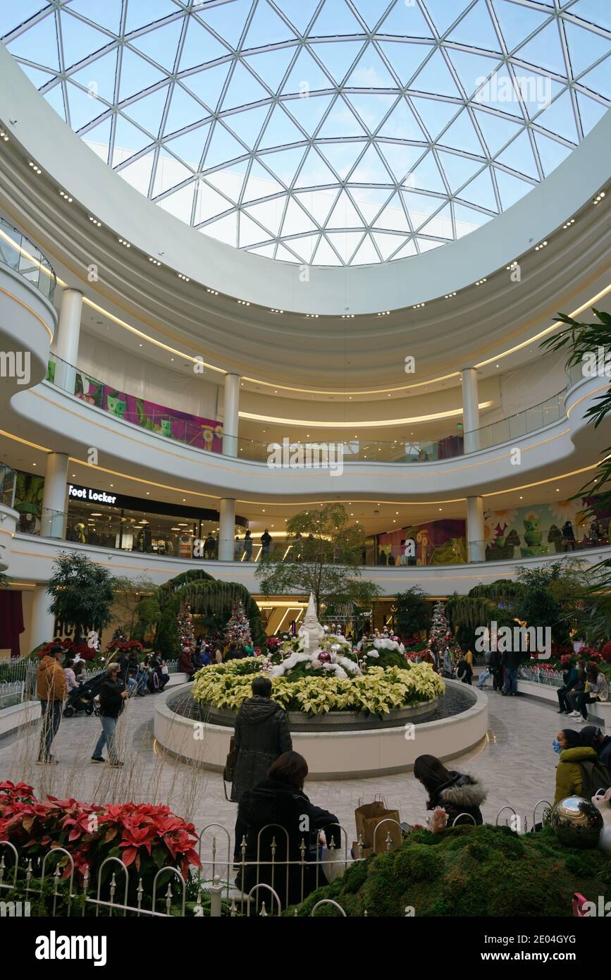 L'American Dream Mall, un nuovo mega centro commerciale con area di divertimento nei sobborghi di New York. Foto Stock