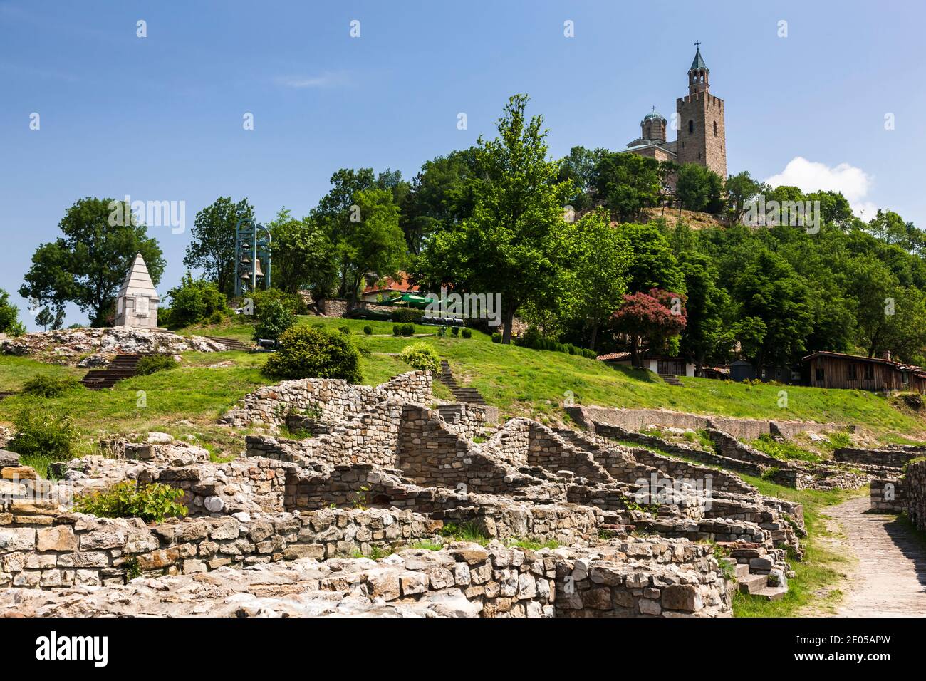 Cattedrale dell'Ascensione, sulla Fortezza di Tsarevets, Veliko Tarnovo, Provincia di Veliko Tarnovo, Bulgaria, Europa sudorientale, Europa Foto Stock