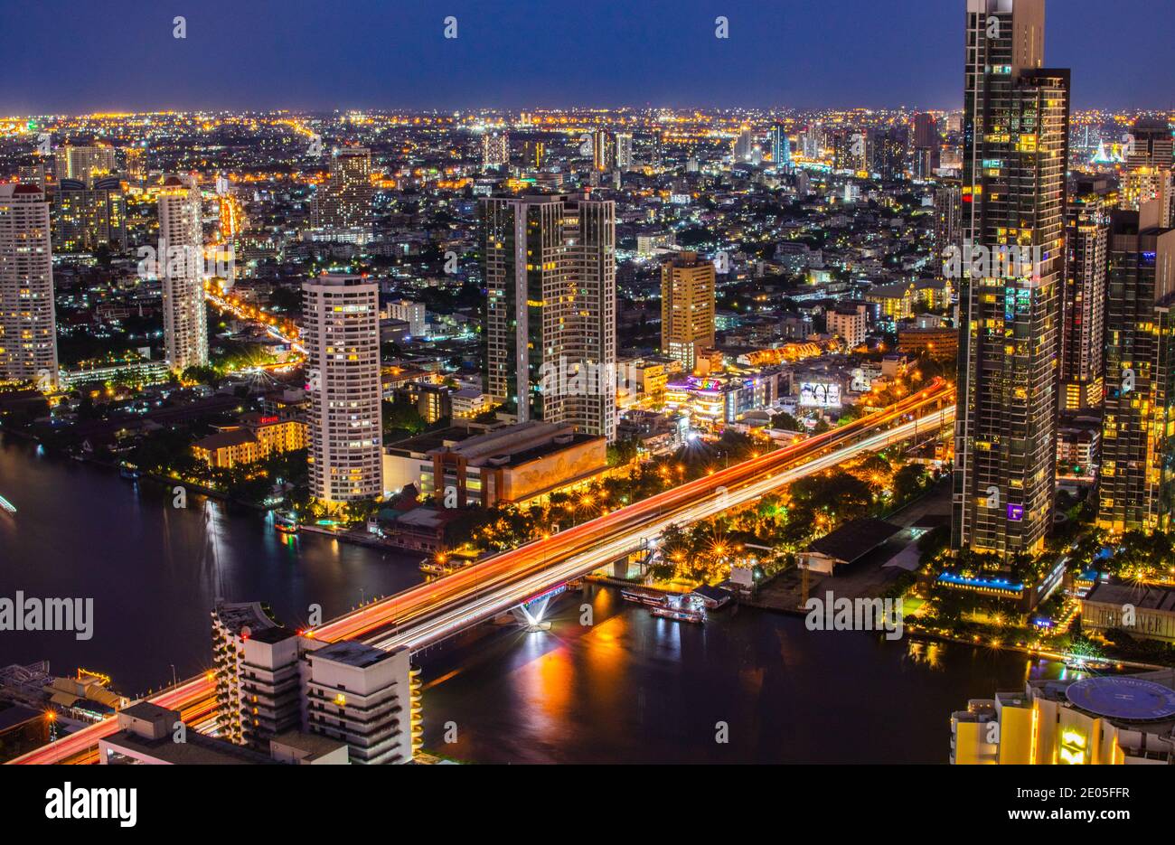 Bangkok di notte Foto Stock