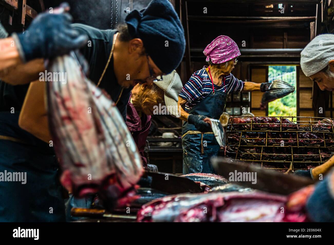 Yasuhisa Serizawa Katsuobushi della fabbricazione in Nishiizu-Cho, Shizuoka, Giappone Foto Stock