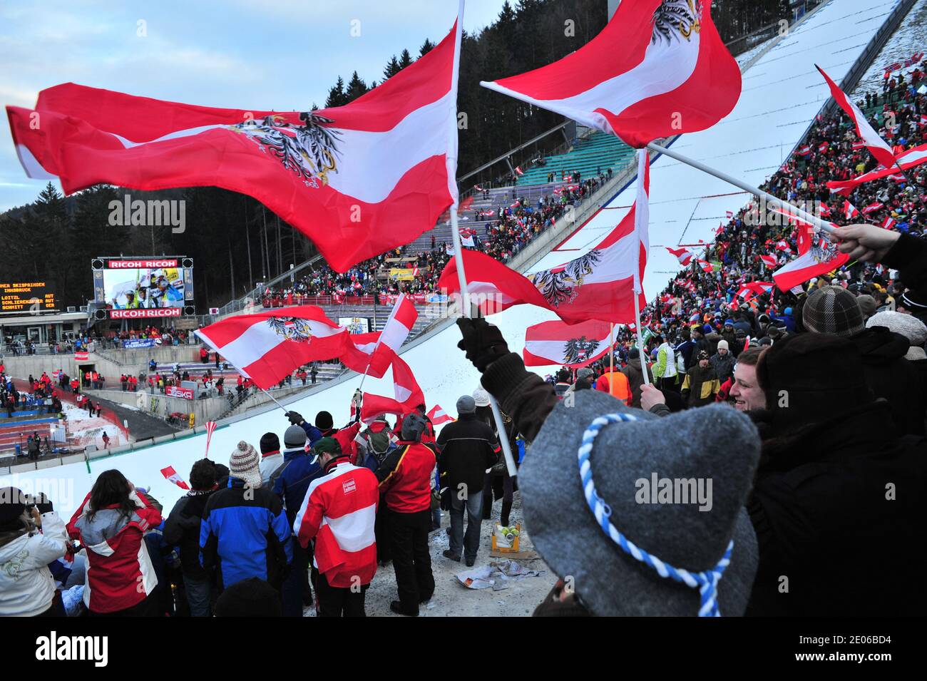 innsbruck, austria, 04 gennaio 2009, salto con gli sci allo stadio bergisel Foto Stock