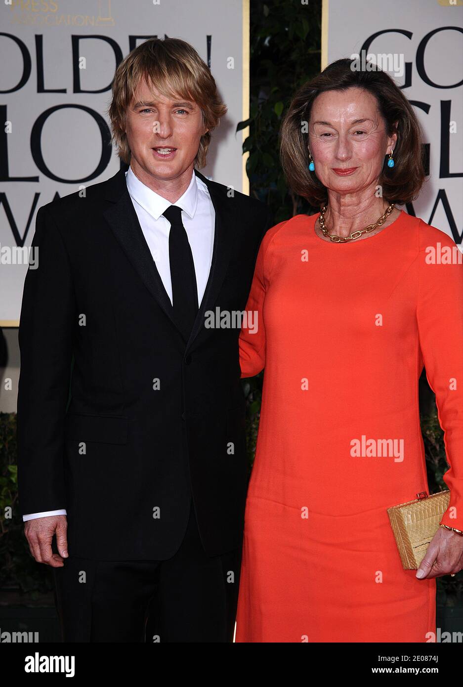 Owen Wilson e Laura Wilson arrivano per la 69° cerimonia annuale dei Golden Globe Awards, che si è svolta il 15 gennaio 2012 presso il Beverly Hilton Hotel di Los Angeles, California, USA. Foto di Lionel Hahn/ABACAPRESS.COM Foto Stock