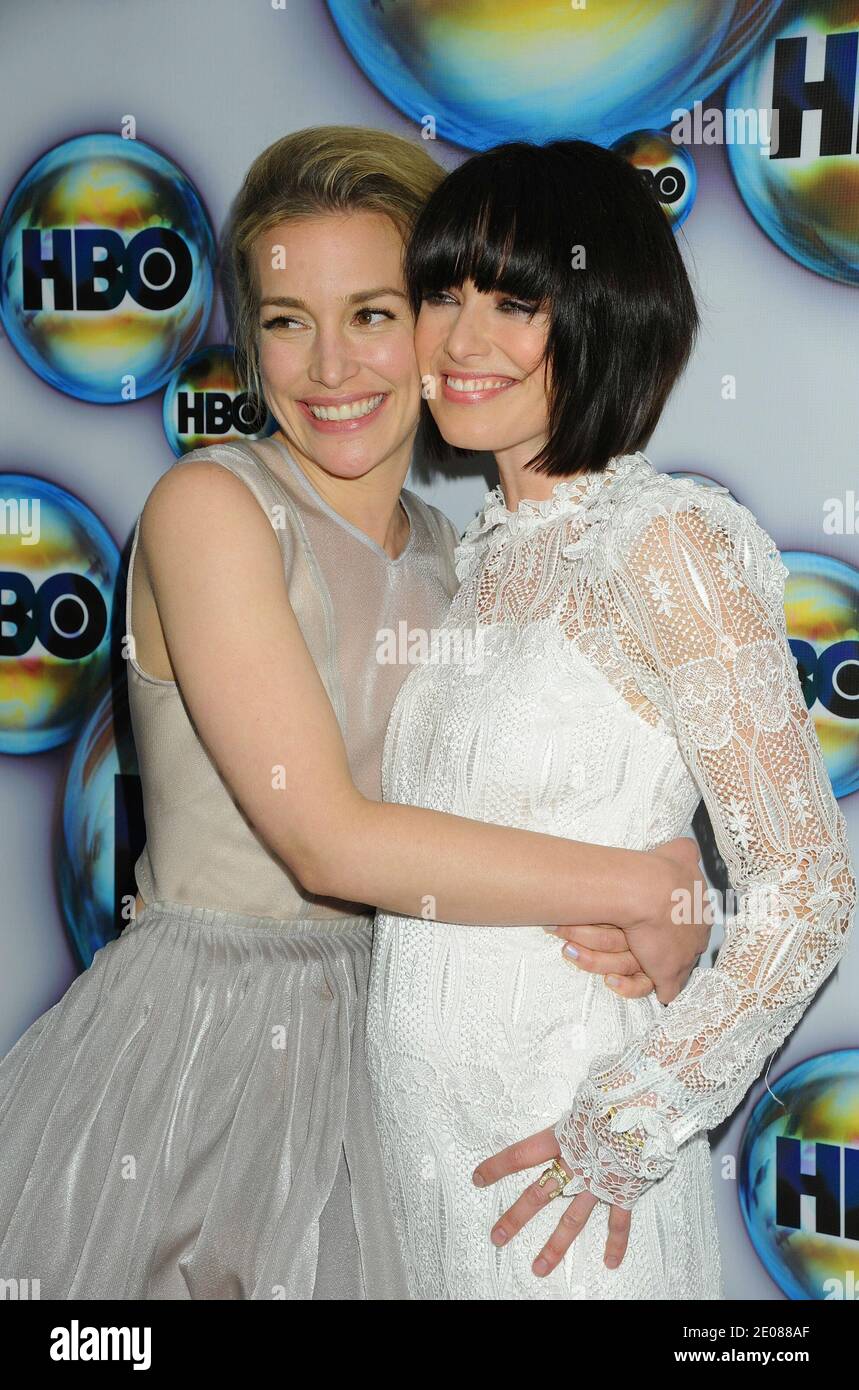 Piper Perabo e Lena Headey hanno partecipato al '2012 HBO Golden Globe  Party' tenutosi presso il Beverly Hilton Hotel di Beverly Hills, Los  Angeles, CA, USA il 15 gennaio 2012. Foto di