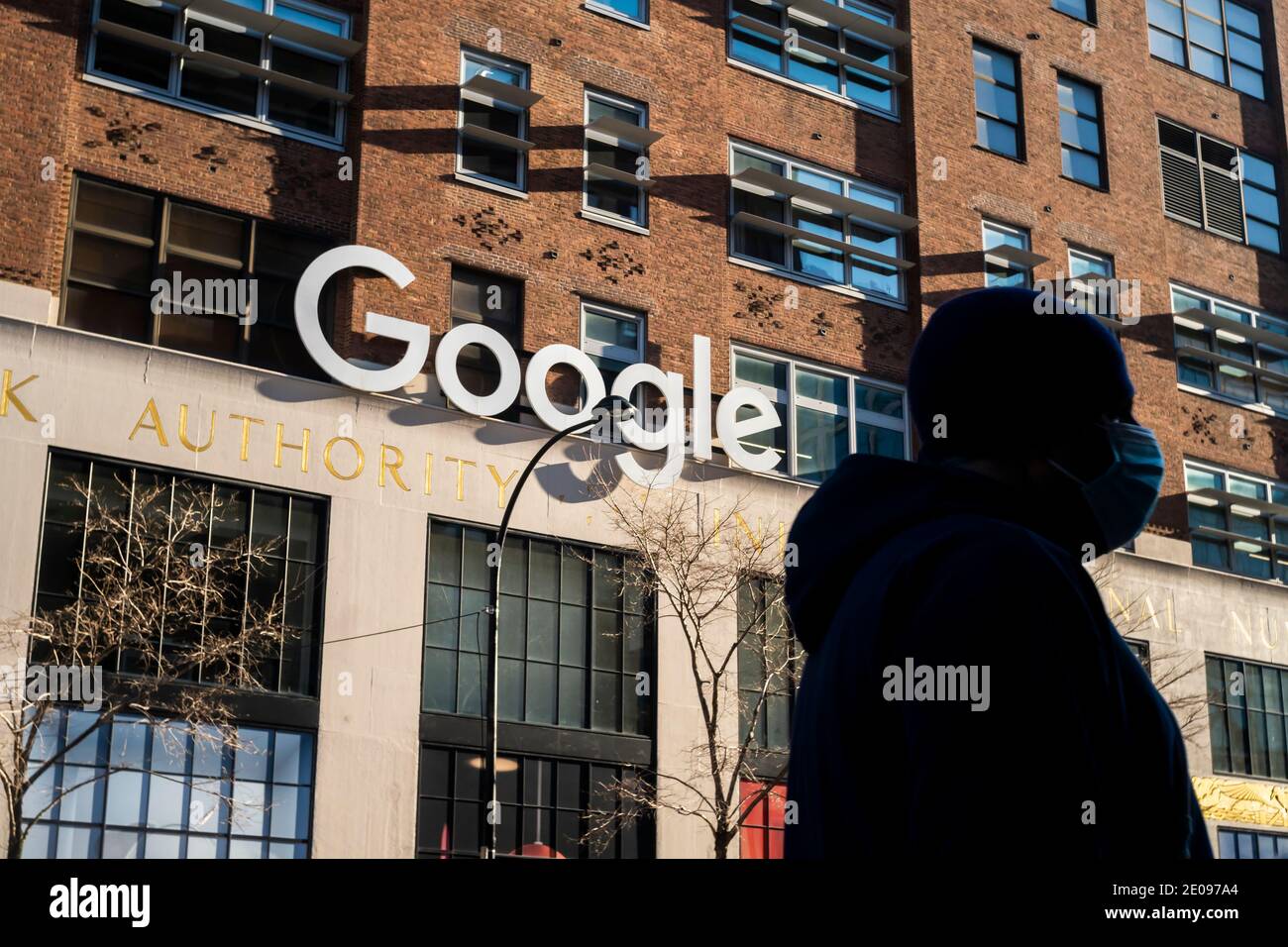 Il segno sugli uffici di Google a New York sabato 26 dicembre 2020. (© Richard B. Levine) Foto Stock