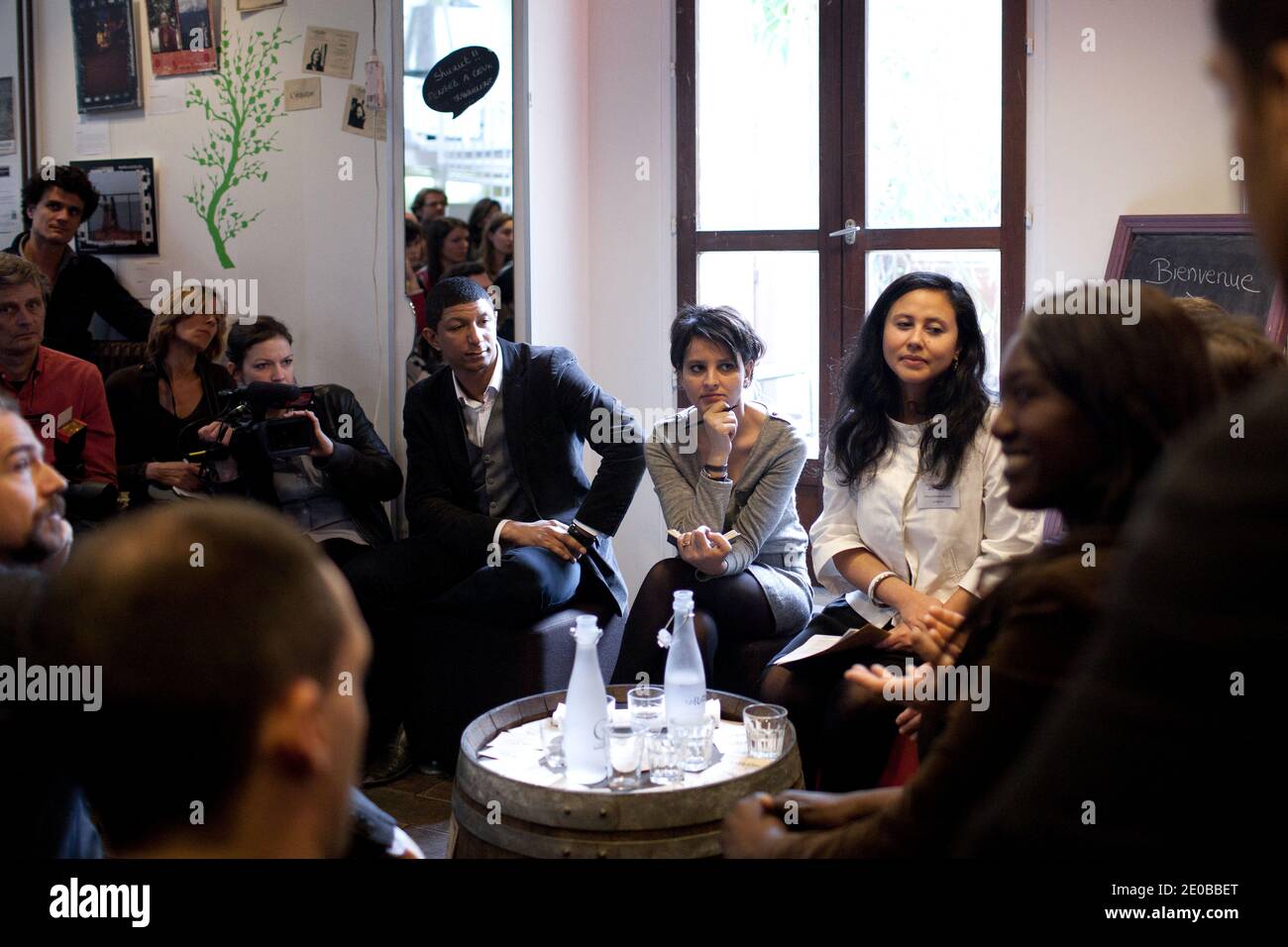 Vincent Peillon e Najat Vallaud-Belkacem prendono parte ad un seminario di imprenditori innovatori, a Parigi, in Francia, il 19 marzo 2012. Foto di Stephane Lemouton/ABACAPRESS.COM. Foto Stock