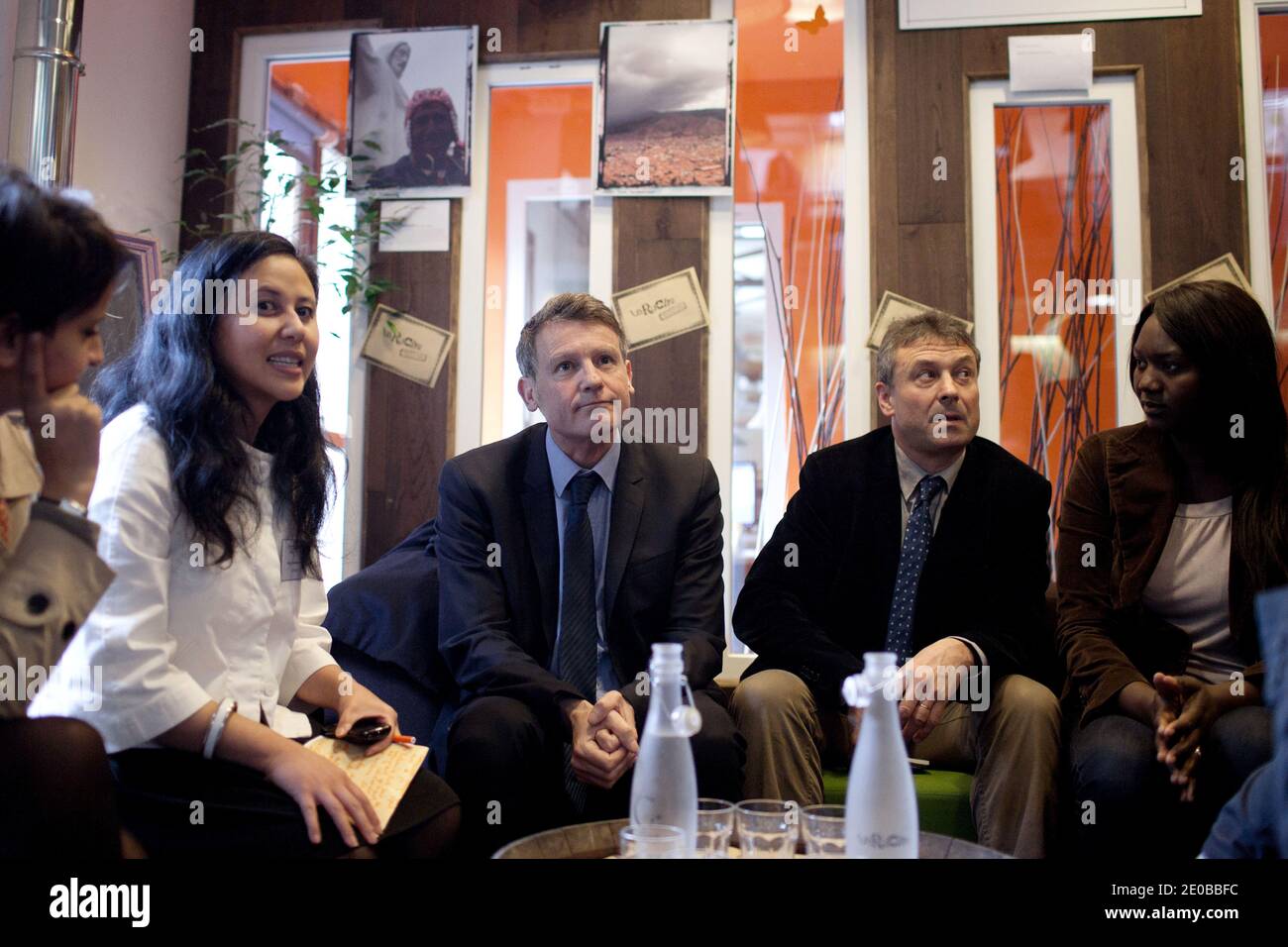 Vincent Peillon e Najat Vallaud-Belkacem prendono parte ad un seminario di imprenditori innovatori, a Parigi, in Francia, il 19 marzo 2012. Foto di Stephane Lemouton/ABACAPRESS.COM. Foto Stock