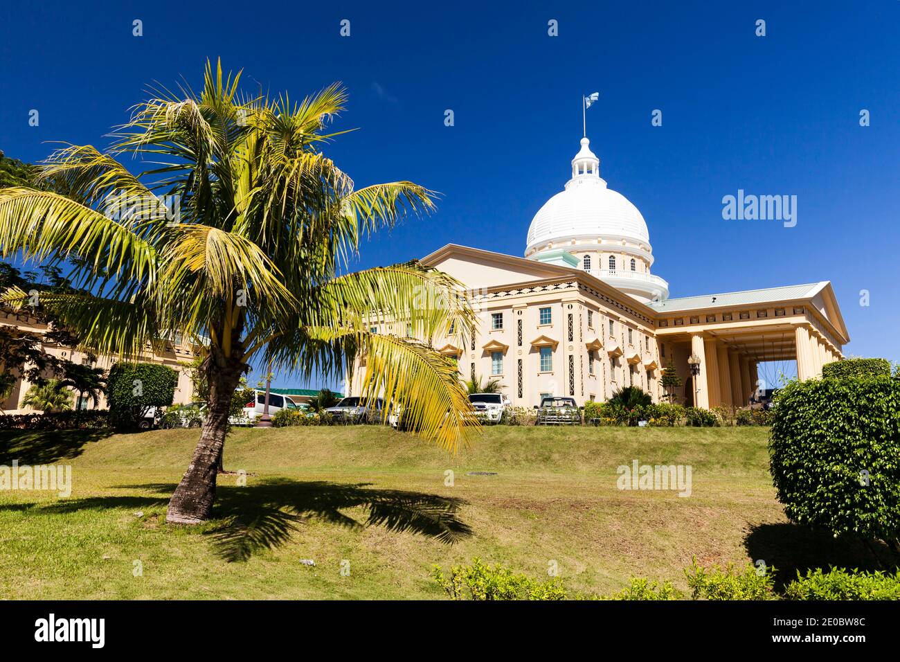 Edificio principale di Palau capitale Nazionale, Ngerulmud, Melekeok, Isola di Babeldaob, Palau, Micronesia, Oceania Foto Stock