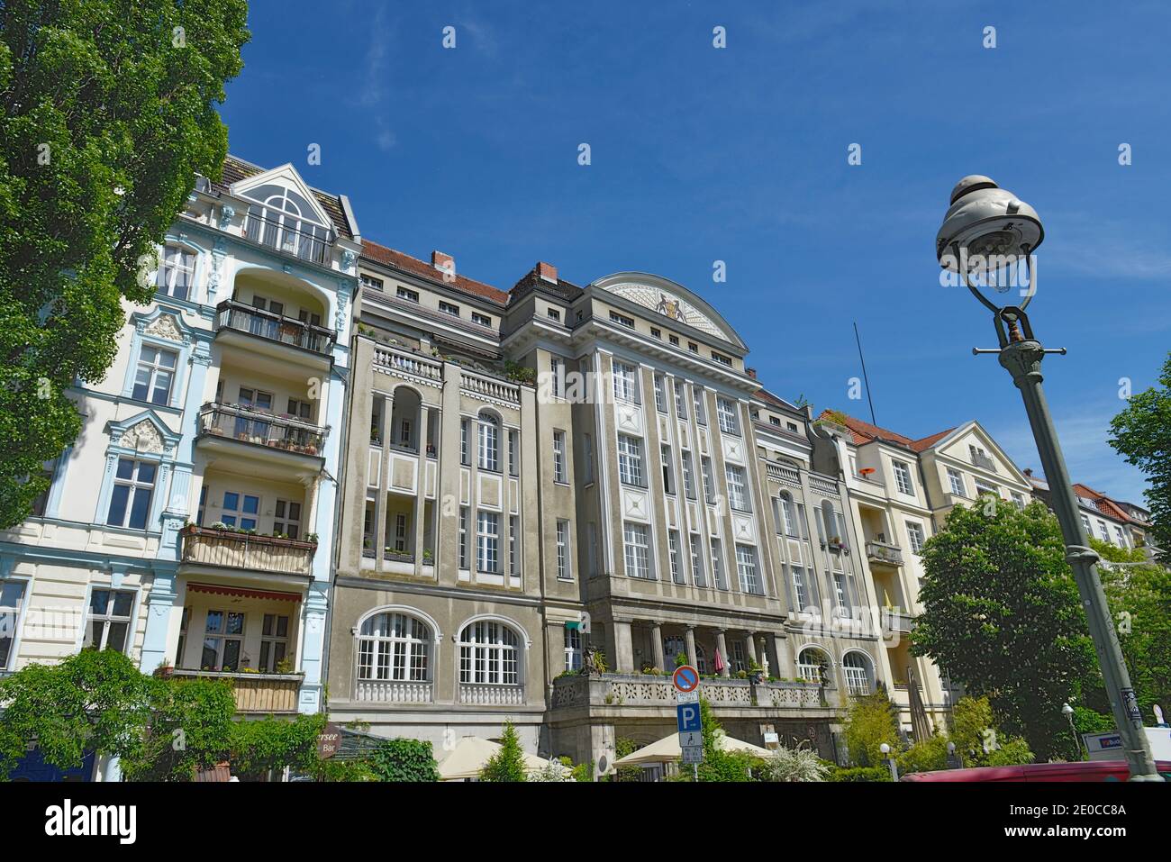 Altbauten, Paul-Lincke-Ufer, Kreuzberg di Berlino, Deutschland Foto Stock