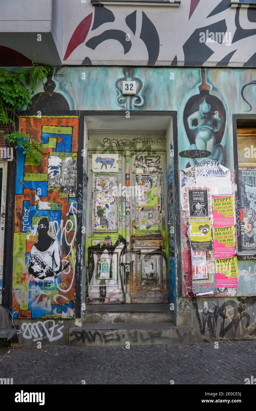 Besetztes Haus, Samariterstrasse 32, Friedrichshain di Berlino, Deutschland Foto Stock