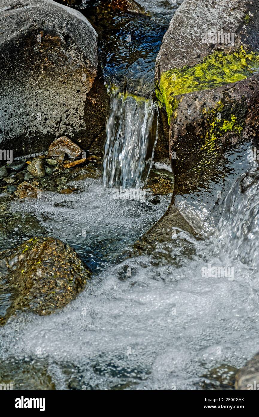 Piccola cascata sull'Isola di Skye Foto Stock