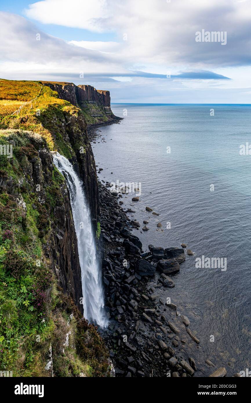 Kilt Rock e Mealt Falls Viewpoint, Isola di Skye, Inner Hebrides, Scozia, Regno Unito, Europa Foto Stock