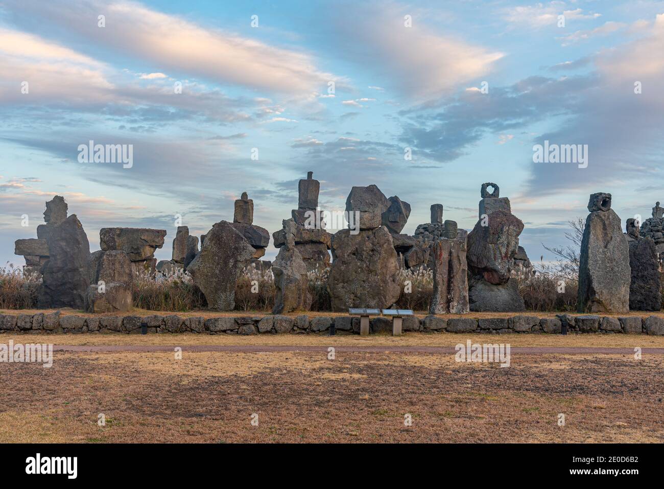 Dongjasok - guardiani di pietra a Jeju parco di pietra, repubblica di Corea Foto Stock