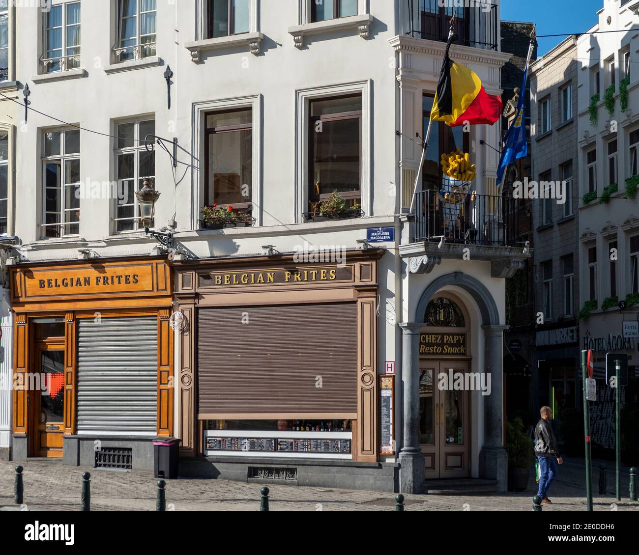 Bruxelles sotto assedio la pandemia globale Foto Stock