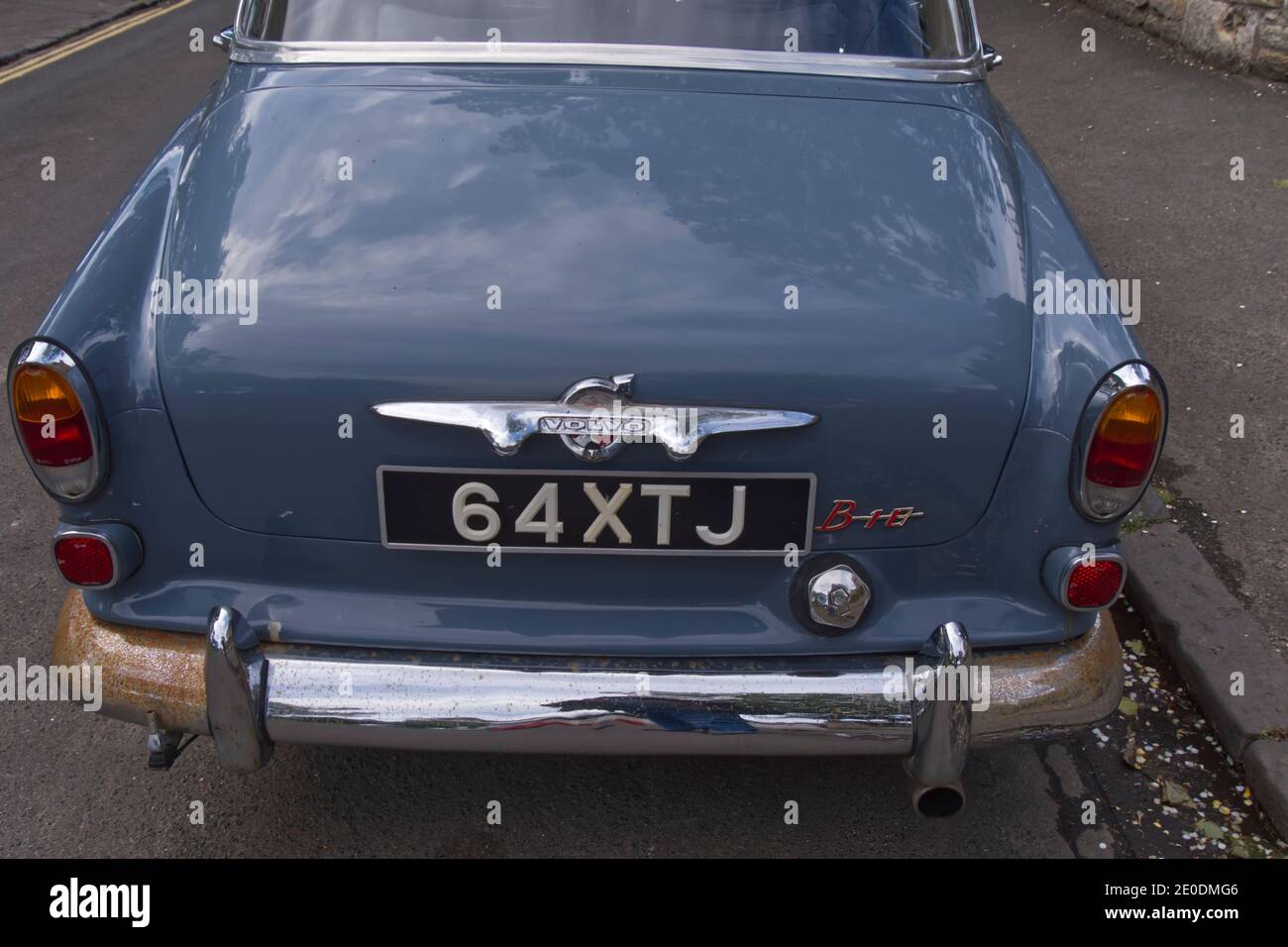Posteriore della classica Volvo B-18 122s auto, visto a St Andrews, Fife, Scozia Foto Stock