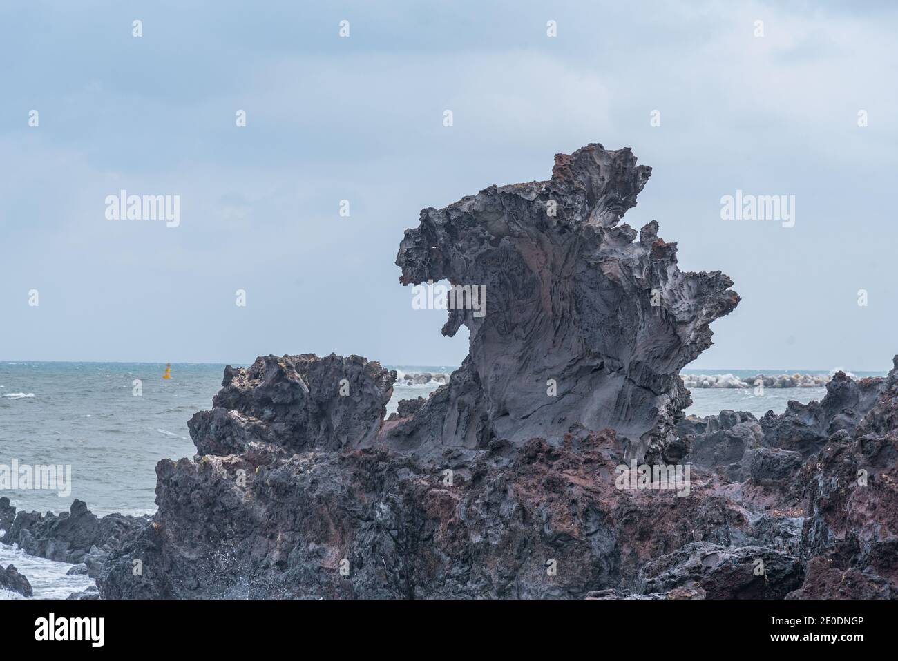 Yongduam Rock a Jeju City, Repubblica di Corea Foto Stock