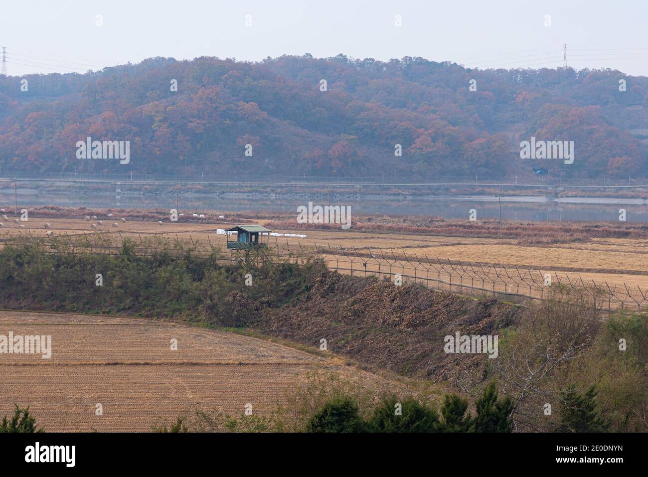 Torre di guardia al confine tra la corea del Nord e la corea del Sud, Imjingak Foto Stock