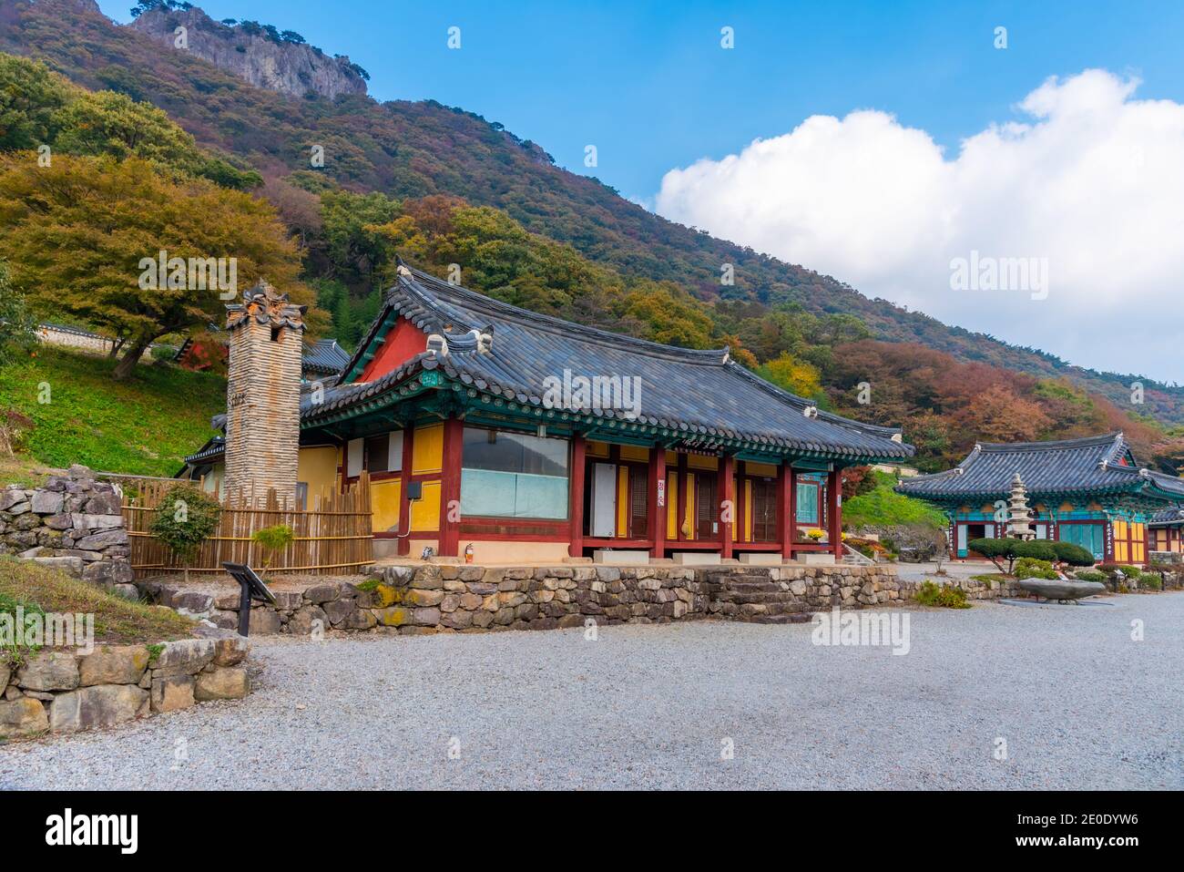Tempio di byeongnyeonam nel parco nazionale di naejangsan nella repubblica di Corea Foto Stock