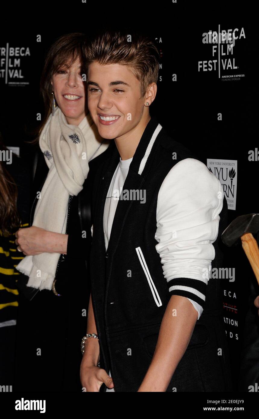 Justin Bieber partecipa al terzo premio annuale Tribeca Disruptive Innovation Awards, tenutosi presso l'auditorium NYU Paulson a New York City, NY, USA, venerdì 27 aprile 2012. Foto di Greylock/ABACAPRESS.COM Foto Stock