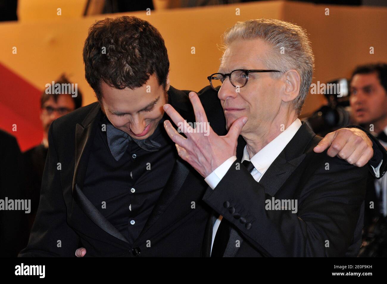 Il regista Brandon Cronenberg e David Cronenberg (padre e figlio) si esibiscono durante la prima di "gli zaffiri" al sessantacinquesimo festival cinematografico di Cannes, a Cannes, nel sud della Francia, il 19 maggio 2012. Foto di Aurore Marechal/ABACAPRESS.COM Foto Stock