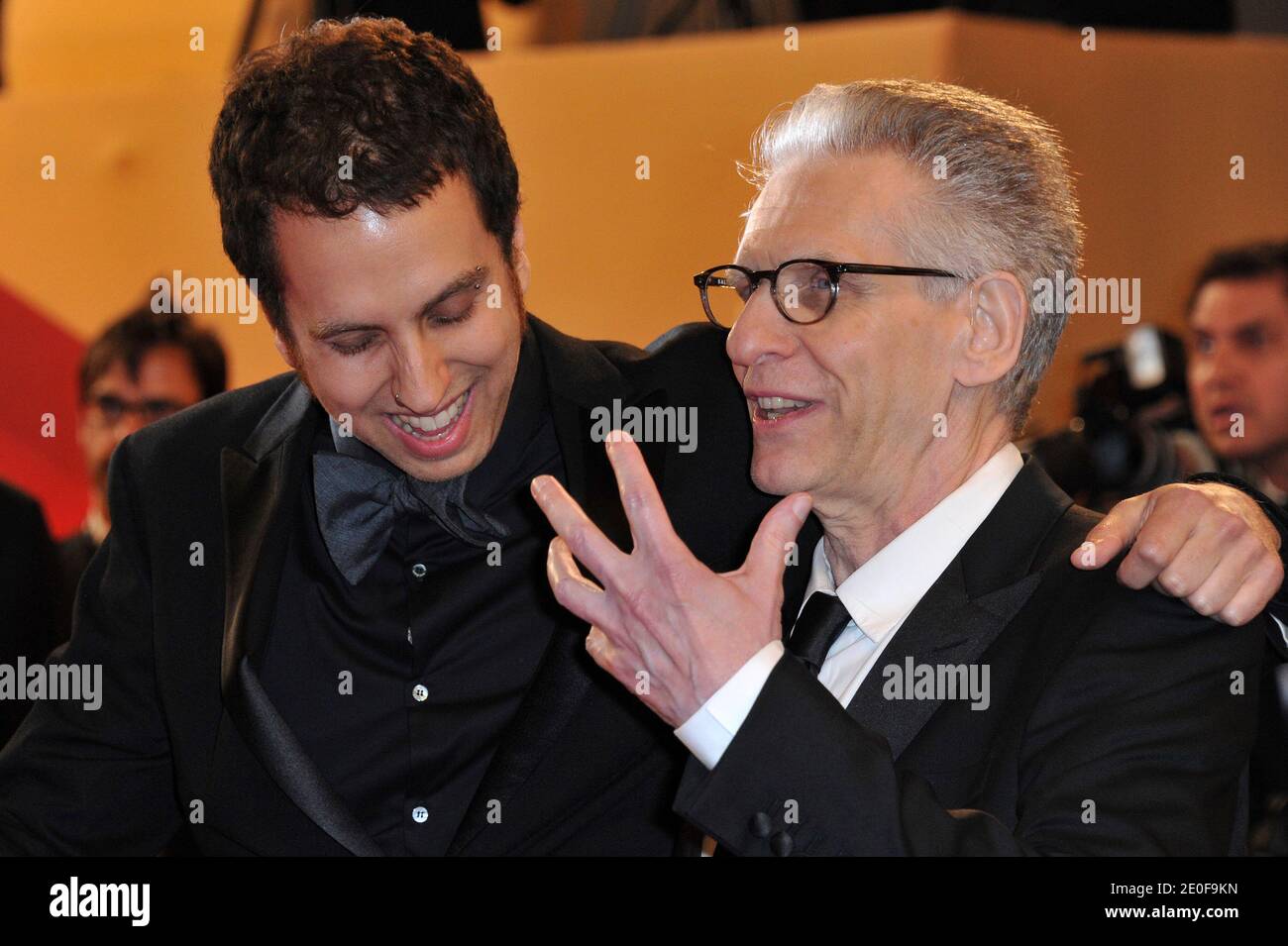 Il regista Brandon Cronenberg e David Cronenberg (padre e figlio) si esibiscono durante la prima di "gli zaffiri" al sessantacinquesimo festival cinematografico di Cannes, a Cannes, nel sud della Francia, il 19 maggio 2012. Foto di Aurore Marechal/ABACAPRESS.COM Foto Stock