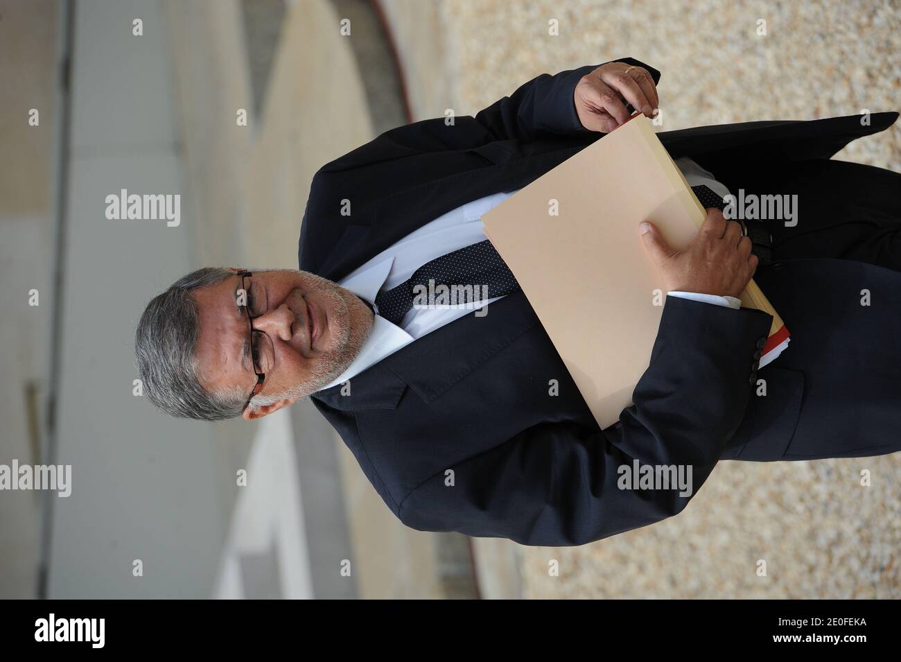 Ministro francese incaricato delle relazioni con il Parlamento Alain Vidalies lascia il palazzo presidenziale Elysee dopo la riunione settimanale del gabinetto a Parigi, in Francia, il 23 maggio 2012. Foto di Mousse/ABACAPRESS.COM Foto Stock