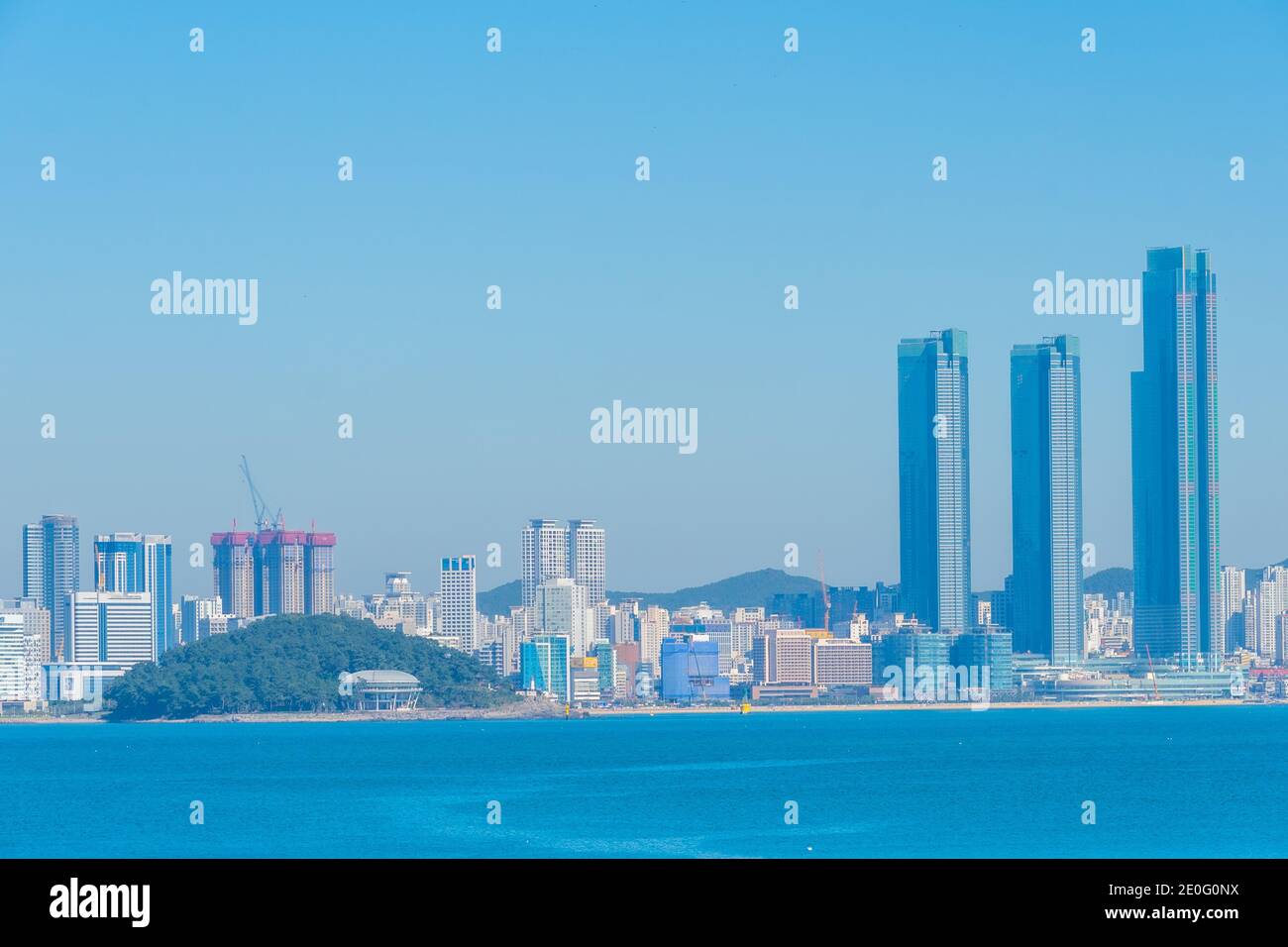 Skyline di Busan con Nurimaru APEC casa, Repubblica di Corea Foto Stock