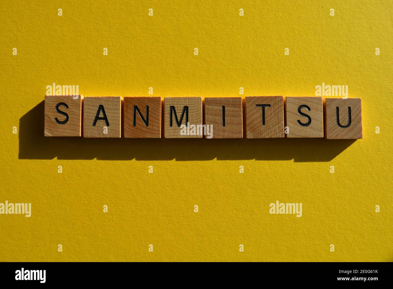 Sanmitsu, parola giapponese per tre cs approccio per prevenire l'infezione COVID-19 evitando spazi chiusi, folle e situazioni di stretto contatto Foto Stock
