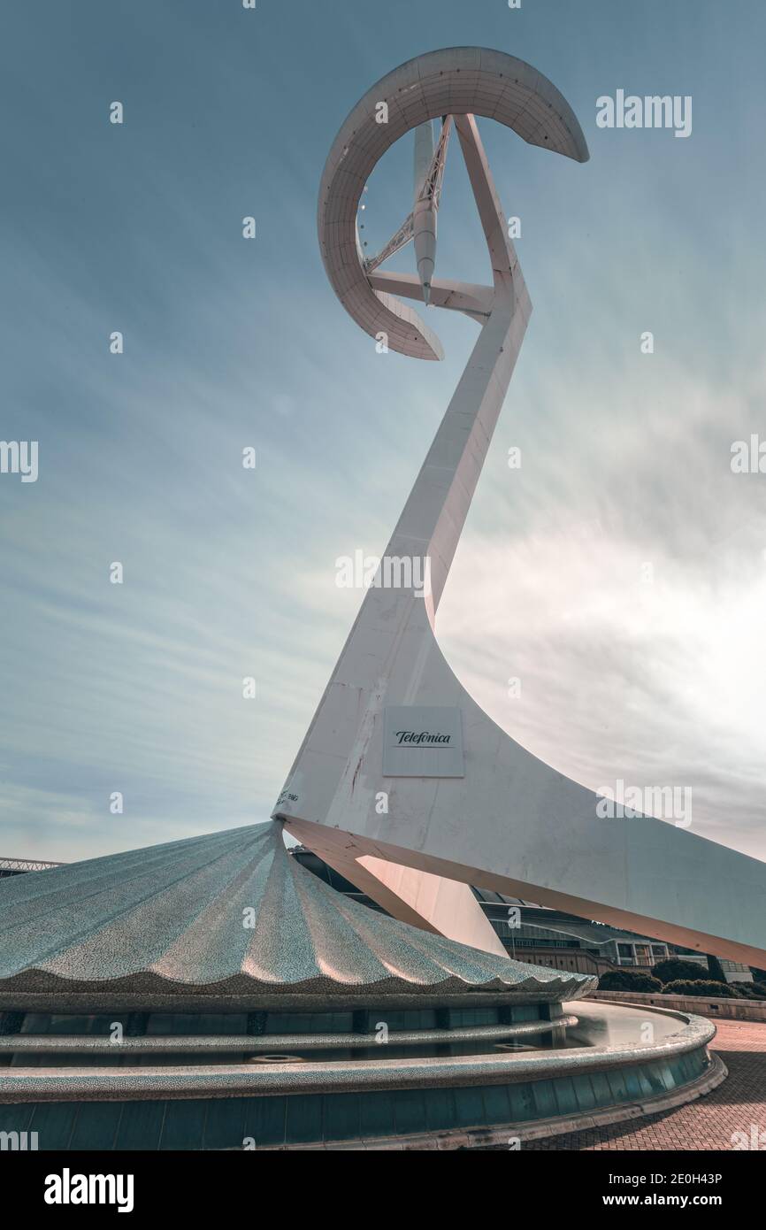 Torre di comunicazione sul Ring Olimpico Montjuïc a Barcellona, Catalunya, Spagna Foto Stock