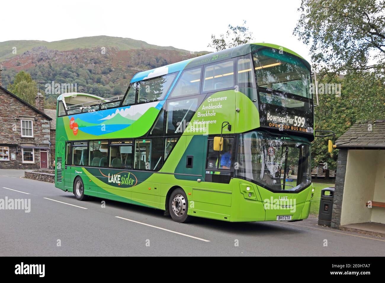 Autobus scoperto a due piani, Grasmere Foto Stock