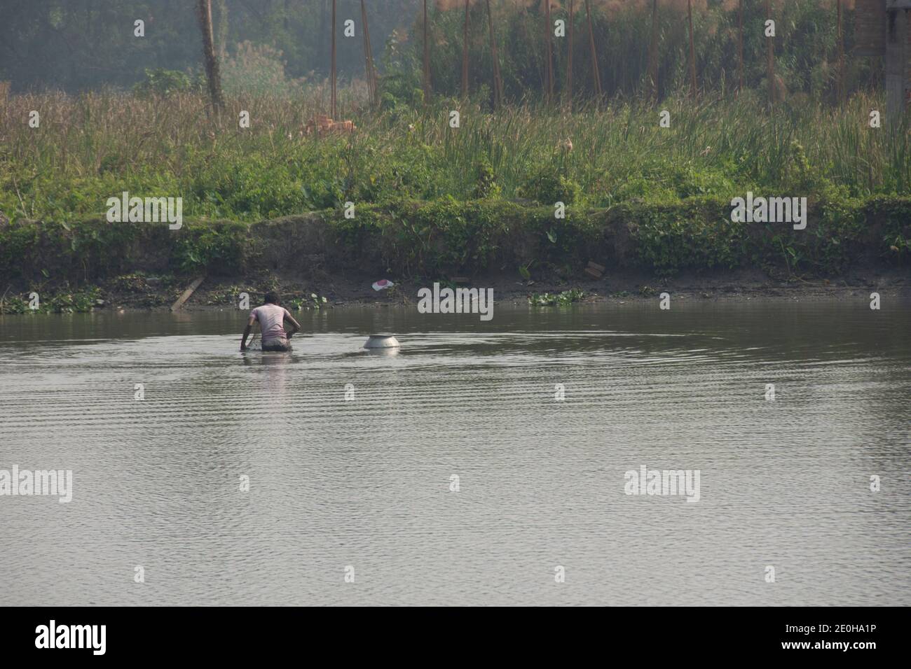 azienda di coltivazione di gamberi al sundarban del bengala occidentale Foto Stock