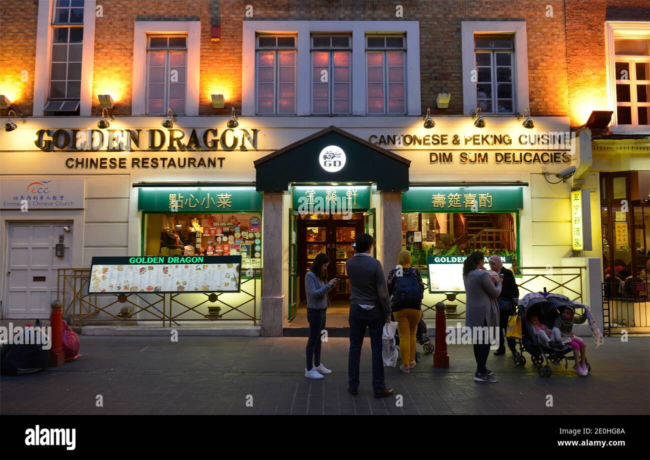 Ristorante Golden Dragon, Gerrard St, Chinatown, Soho, Londra, Inghilterra, Grossbritannien Foto Stock