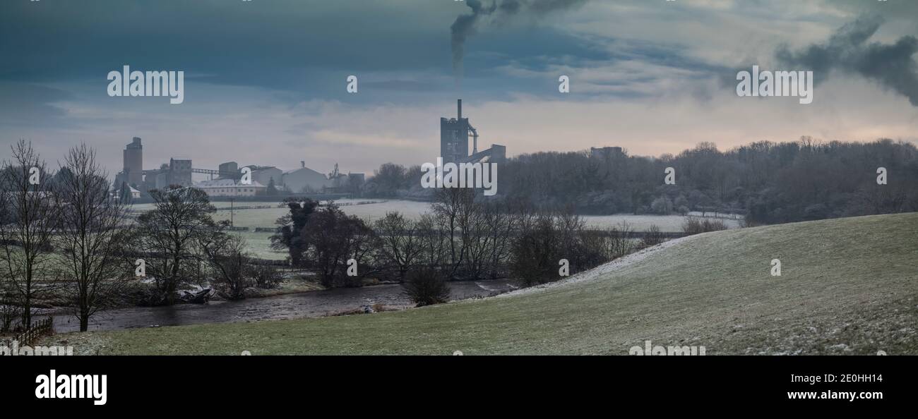 Hanson Cement lavora a Clitheroe, Ribble Valley, Lancashire, Regno Unito. Foto Stock