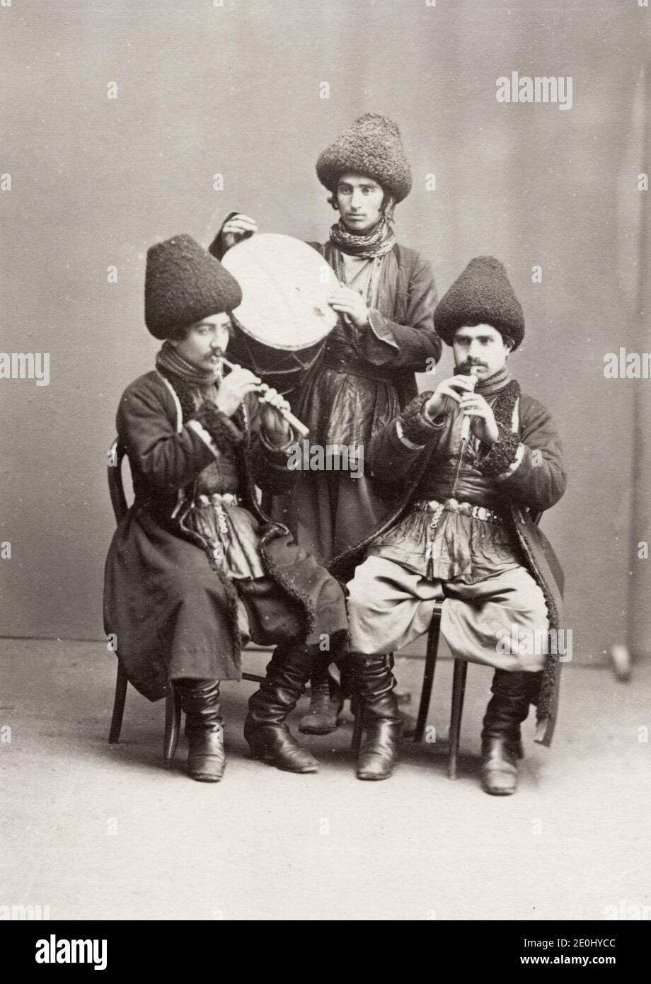 Fotografia d'annata del XIX secolo - minstrelli persiani, musicisti, Asia centrale, circa 1880. Foto Stock