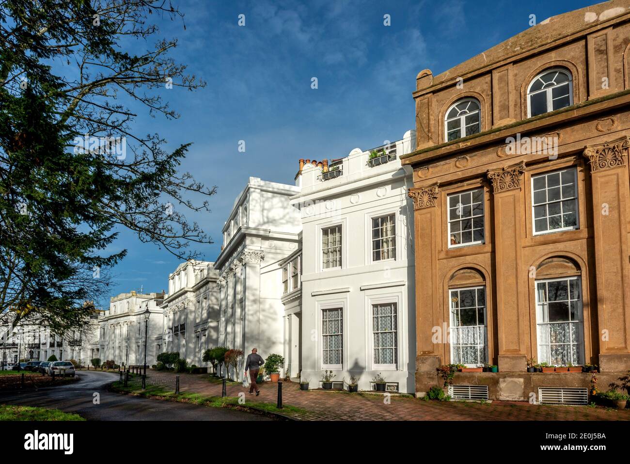 Worthing, 11 dicembre 2020: Park Crescent a Worthing Foto Stock
