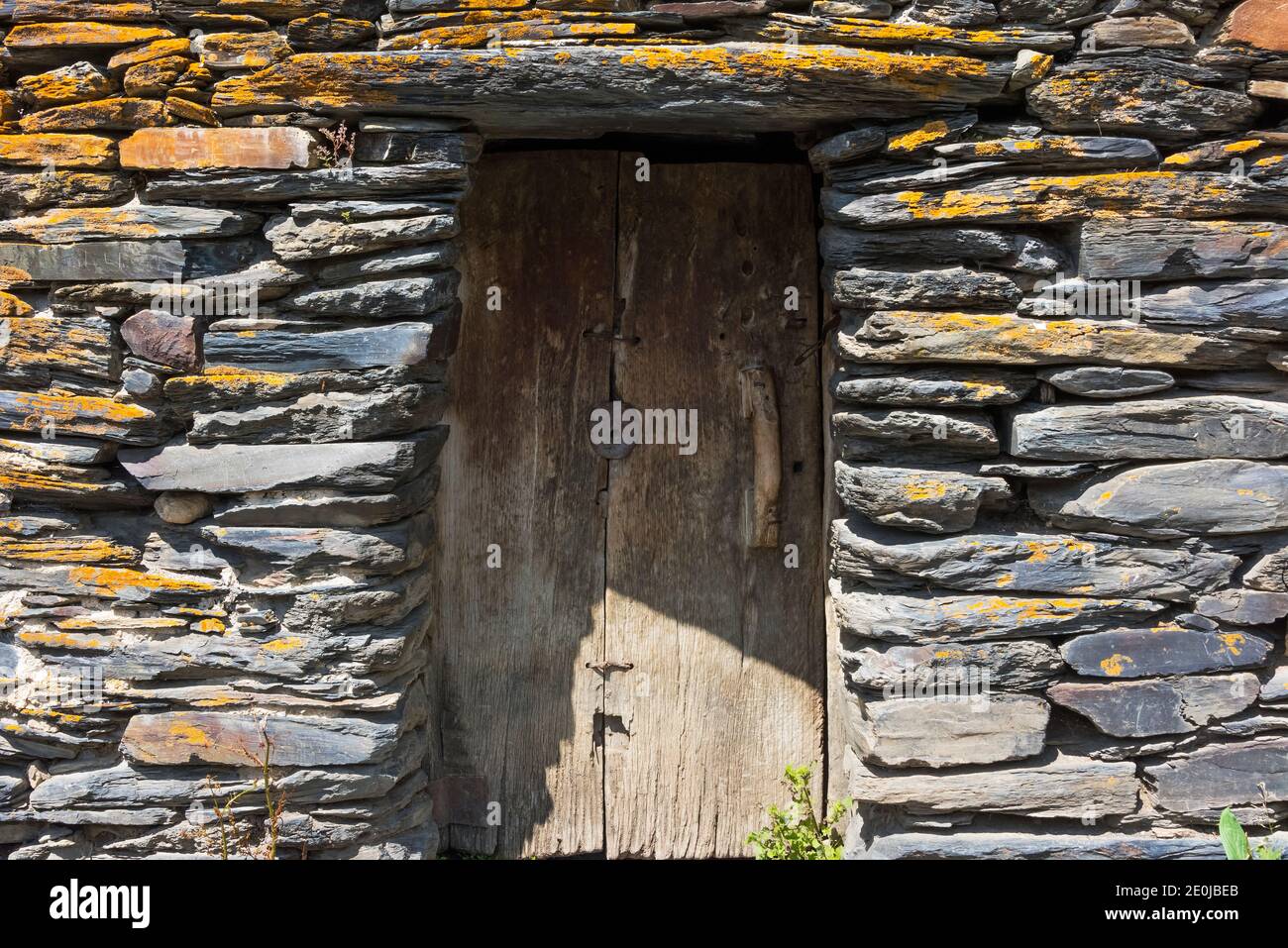 Casa di pietra di Svan, Ushguli, regione di Svaneti, Georgia Foto Stock