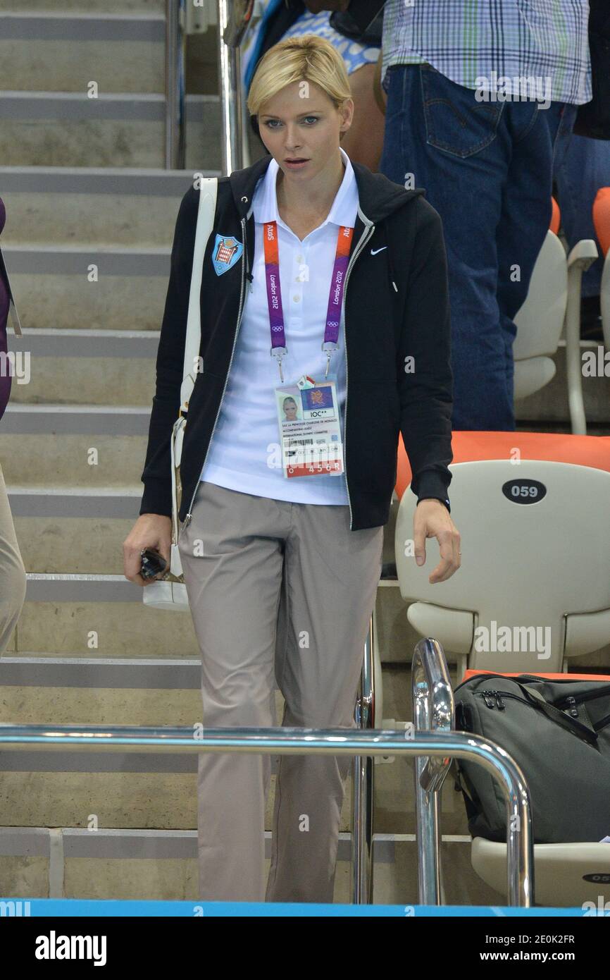 La principessa Charlene di Monaco partecipa alle gare di nuoto del Centro Aquatics ai Giochi Olimpici di Londra del 2012 a Londra, Regno Unito, il 29 luglio 2012. Foto di Guibbaud-Gouhier-JMP/ABACAPRESS.COM Foto Stock