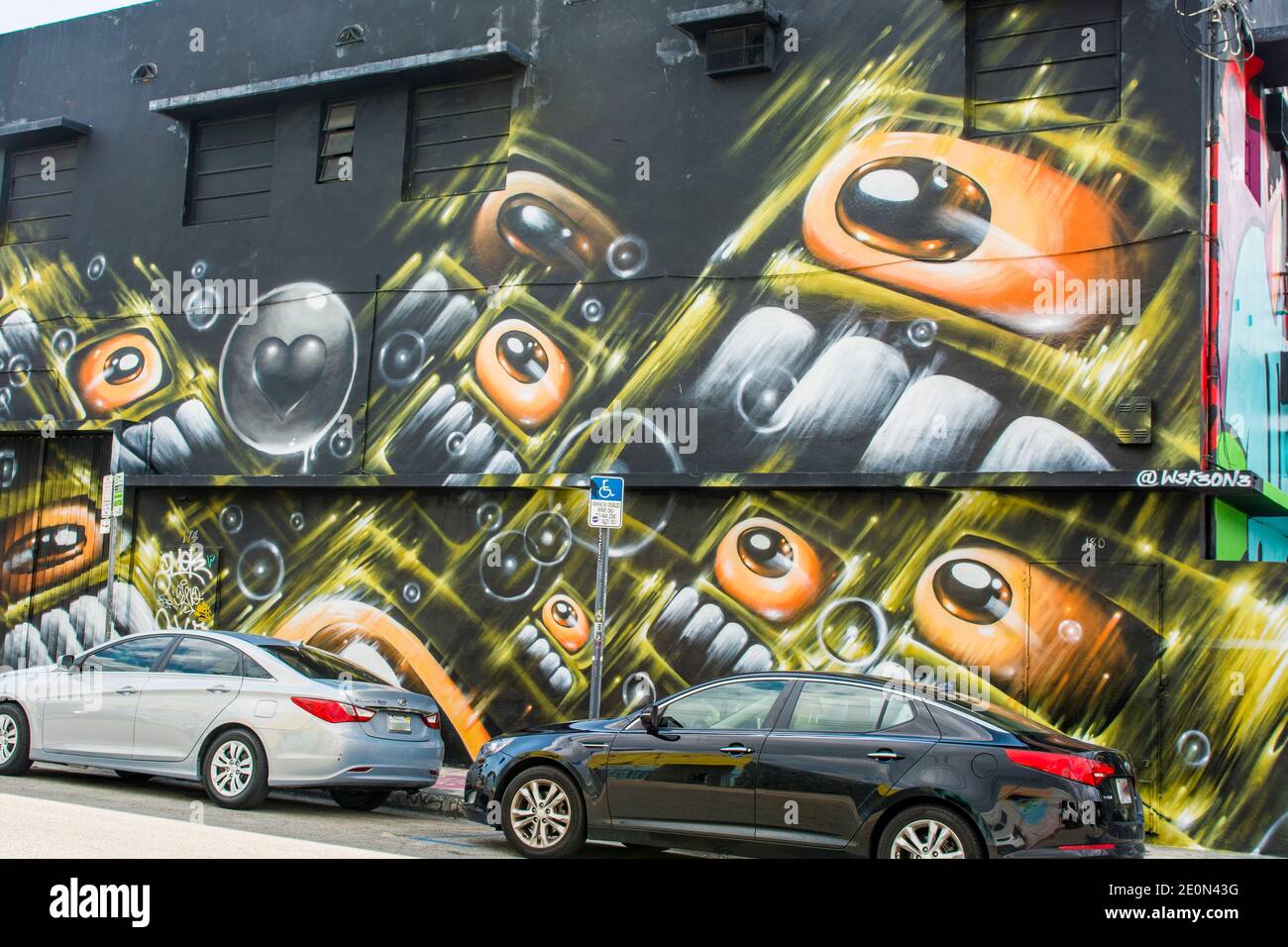 Arte murales opere d'arte Wynwood Walls gallery District, Miami, Florida. Foto Stock