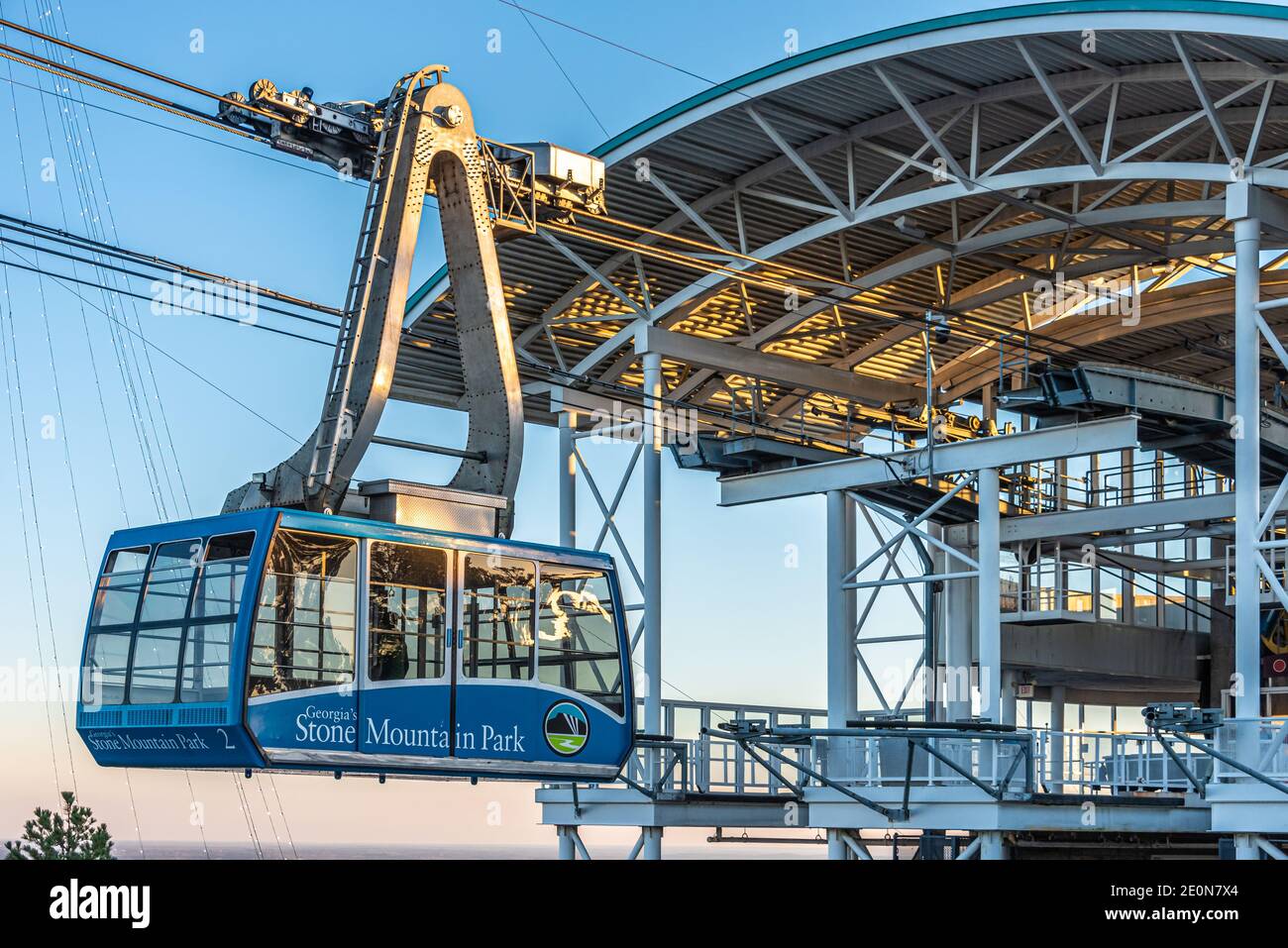 Stazione in cima alla montagna per il Summit Skyride allo Stone Mountain Park ad Atlanta, Georgia. (STATI UNITI) Foto Stock