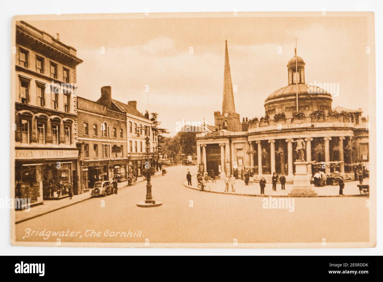 Old sepia cartolina della Cornhill, Bridgwater, Somerset negli anni '40. Foto Stock