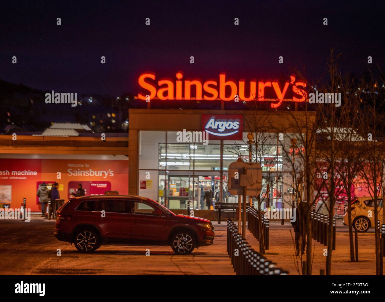 Hawick, Regno Unito. 2 gennaio 2021. Foto d'archivio del supermercato Sainsbury's e Argos a Hawick, ai confini scozzesi. Credit: phil wilkinson/Alamy Live News Foto Stock