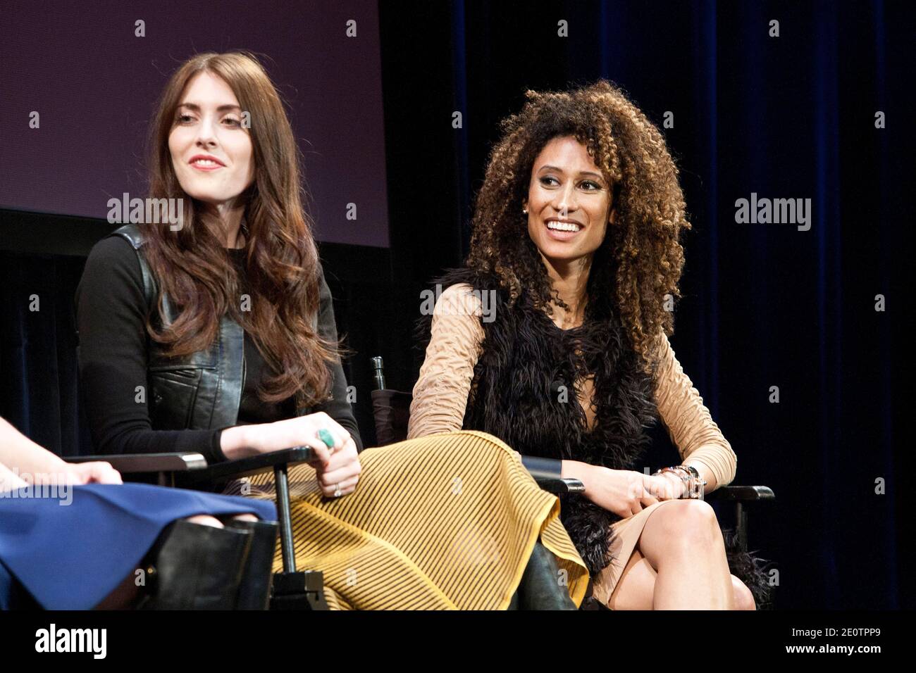 Sheena Smith ed Elaine Welteroth frequentano la Teen Vogue Fashion Academy all'Hudson Theatre di New York City, NY, USA, il 20 ottobre 2012. Foto di Anna Morgowicz/ABACAPRESS.COM Foto Stock