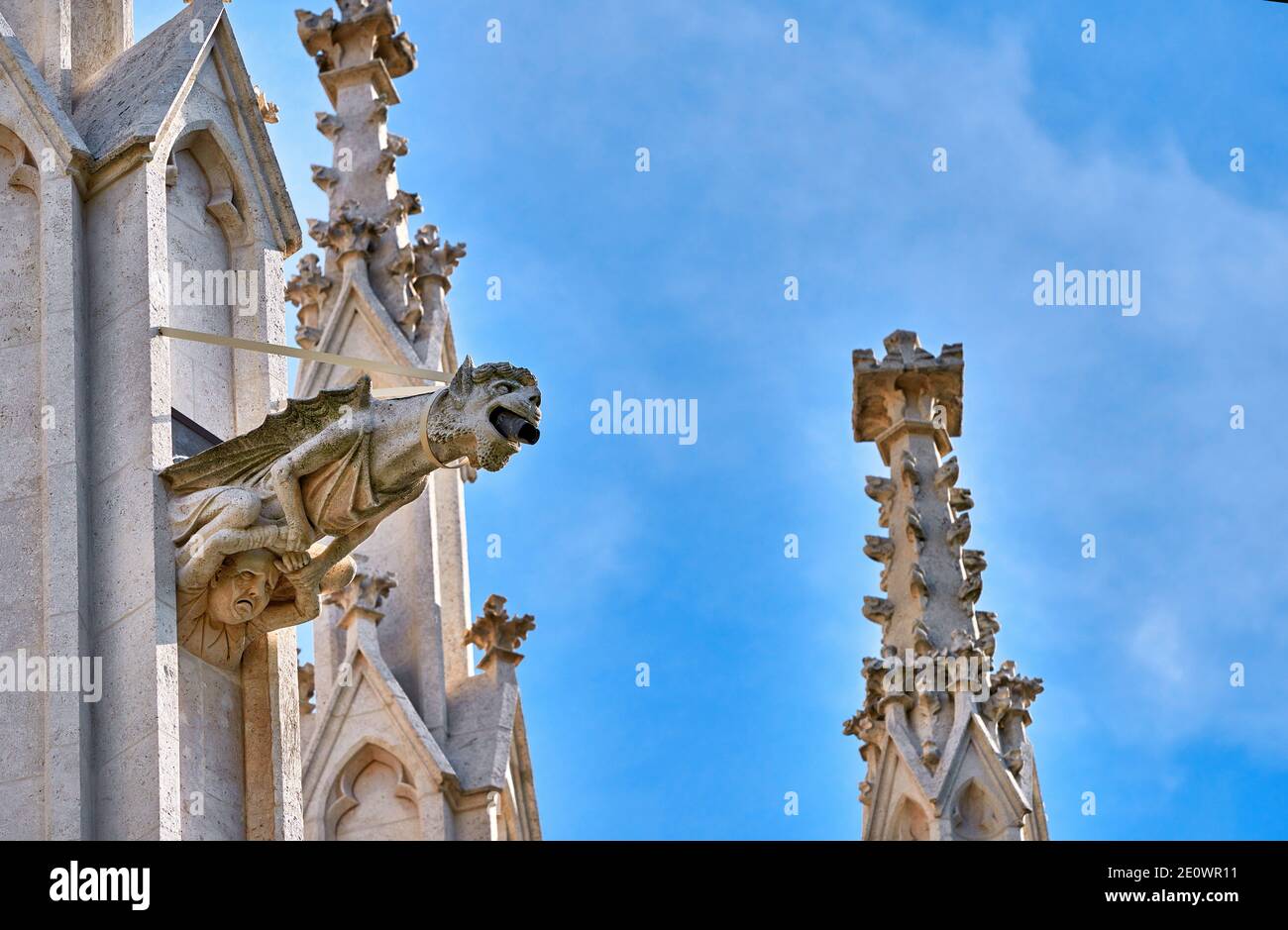 Impressionante architettura della chiesa di Votivkirche. Vienna, Austria Foto Stock